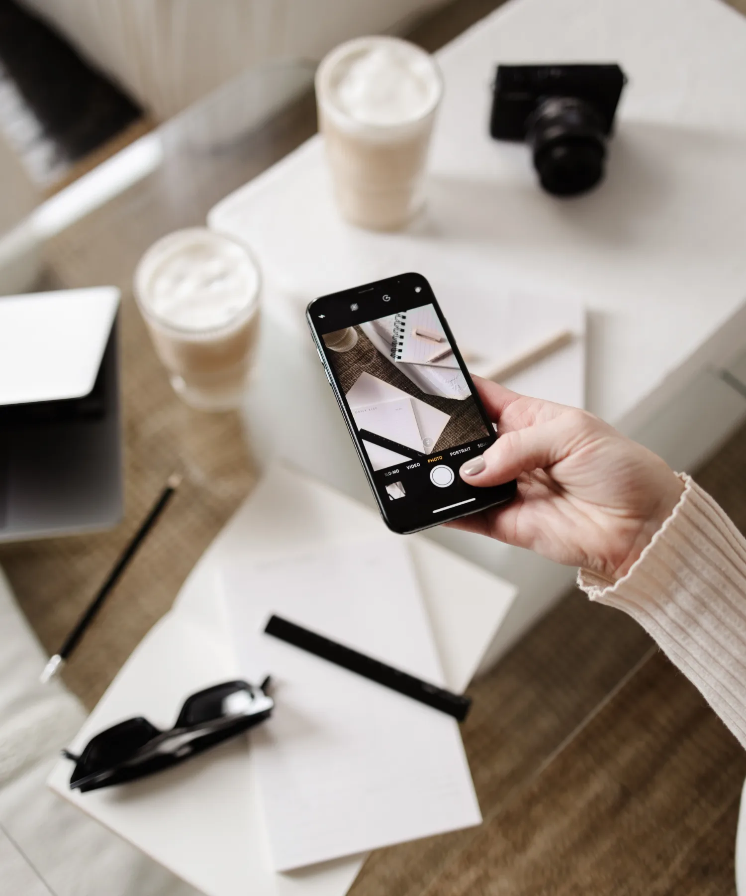 Online service provider imagining a website that converts clients automatically