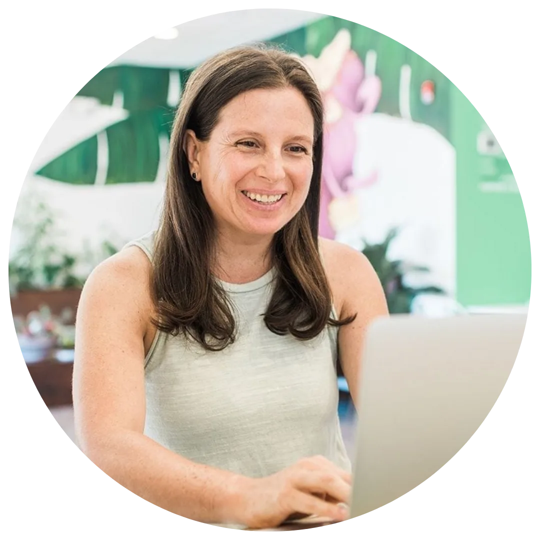 Danae Bloise of DanaeBloise.com, Strongly Brewed Websites student who now helps her own clients with copy