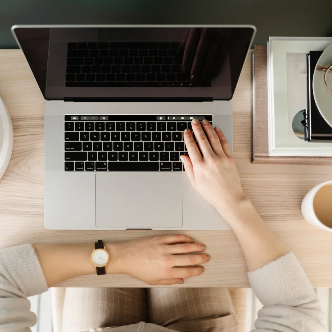 Strongly Brewed Websites — website copywriting course branding graphic